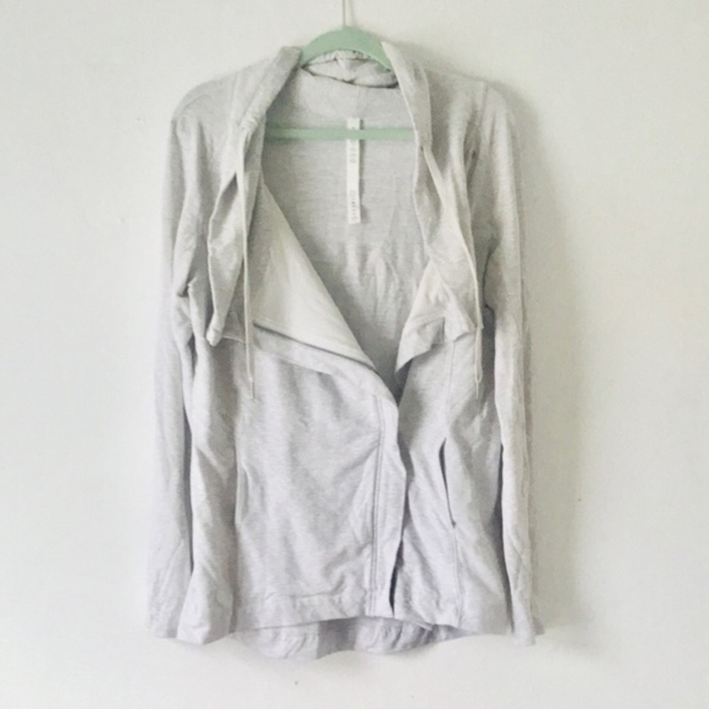 Lululemon gray asymmetrical zip moto jacket style sweatshirt sz 8